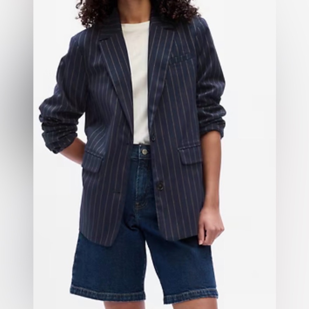 GAP Relaxed Pinstriped Blazer in Navy